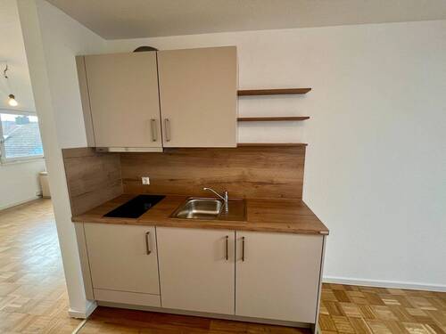 Küchenzeile - 1 Zimmer Etagenwohnung in Ostfildern