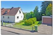 Titel - Niedliche Doppelhaushälfte in Vellmar auf knapp 1200 m² Grundstück,