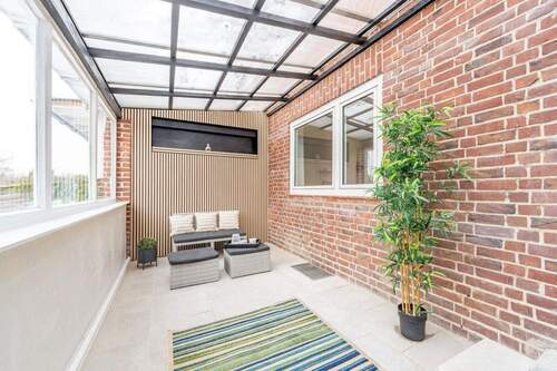 überdachte Terrasse - 5 Zimmer Reihenmittelhaus in Kiel