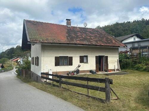 Hausansicht 1 - Renovierungsbedürftiges Einfamilienhaus Nähe Grafenau
