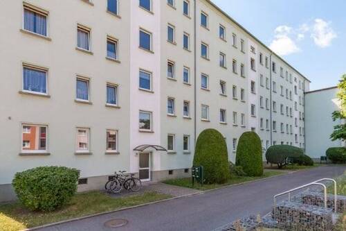 Bild 2 - Bezugsfertige 3-Raum-Wohnung mit Balkon