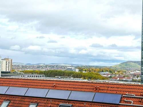 Aussicht ins Remstal - 4 Zimmer Etagenwohnung zum Kaufen in Stuttgart