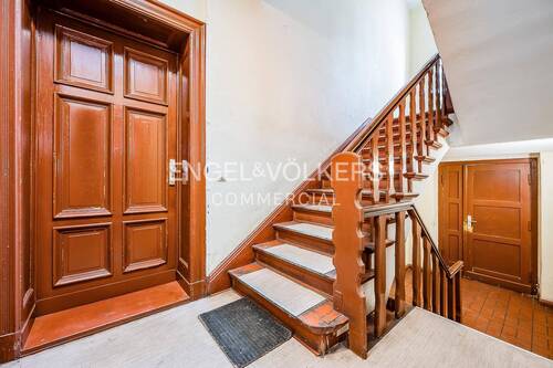 _FP30480 - Aufgeteiltes Mehrfamilienhaus in ruhiger Seitenstraße