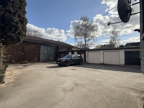 Garagenhof - Mehrfamilienhaus, Wohnhaus zum Kaufen in Bottrop