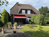 Blick vom Garten - Einfamilienhaus mit 152,00 m&sup2; in Niedersachsen - Pattensen zum Kaufen