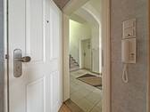 25-5452_1 - Wohnungstür - 