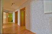 25-5452_1 - Flur - 4 Zimmer Etagenwohnung in Kassel