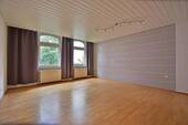 25-5452_1 - Wohnzimmer - Etagenwohnung mit 107,60 m&sup2; in Kassel zum Kaufen