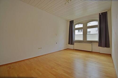 25-5452_1 - Zimmer 2 - 
