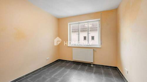 1. OG Schlafzimmer 1 1 - 