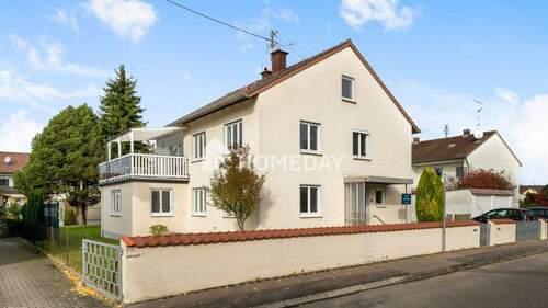 Außenansicht 1 - Einziehen, durchatmen, ankommen - saniertes Zweifamilienhaus mit großzügigem Garten & Dachterrasse