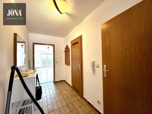 Eingangsbereich - 2 Zimmer Etagenwohnung in Bayreuth