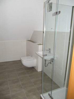 Bad - 2 Zimmer Etagenwohnung in Auerbach