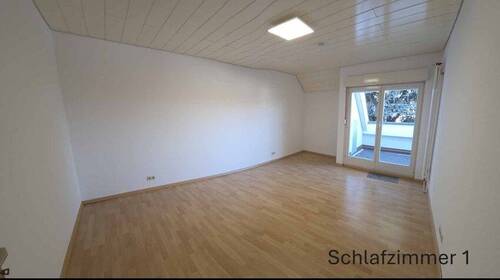 Schlafzi 1 Blick zur Loggia - 