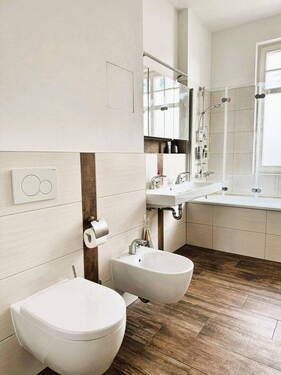 Tageslichtbad mit Bidet - 