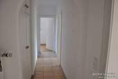 Flur und Einbauschrank - 3 Zimmer Etagenwohnung in Nürnberg