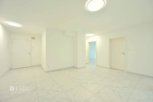 Diele - 4 Zimmer Etagenwohnung in München