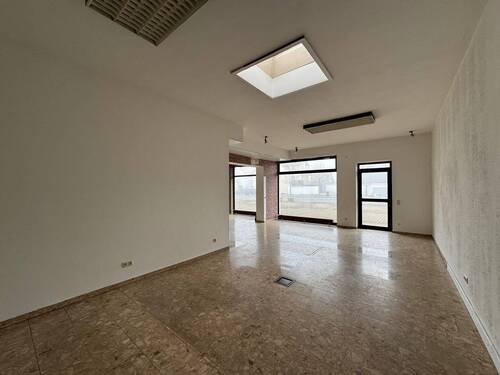 Empfang - Einfamilienhaus in Kissing zum Kaufen