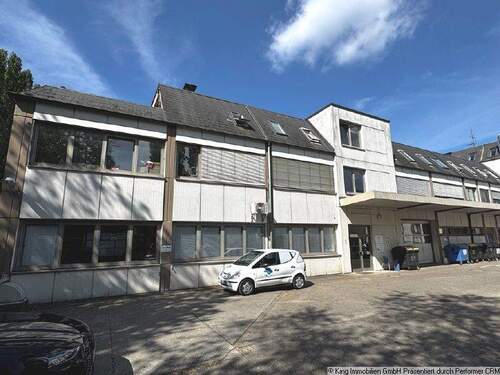Innenhof Zugang - ***ALSTERDORF*** ca. 77 m² Büro - 3 Räume, Glas und Kompakt, Praktisch + Gut!!