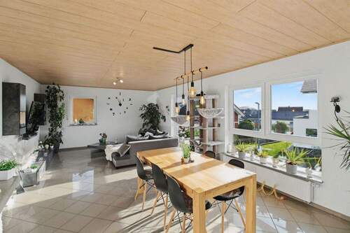 Essbereich EFH - 9 Zimmer Einfamilienhaus in Sinn