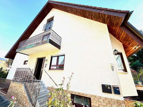 Bild 2 - 8 Zimmer Doppelhaushälfte zum Kaufen in Ebringen