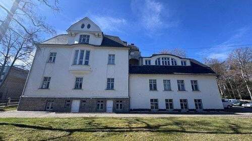 untere Gebäudeansicht - 