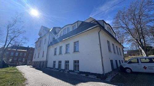 untere Gebäudeansicht - 