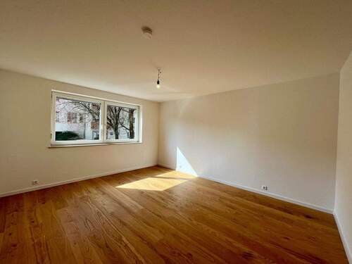 Wohnzimmer - 3 Zimmer Etagenwohnung zum Kaufen in Künzelsau