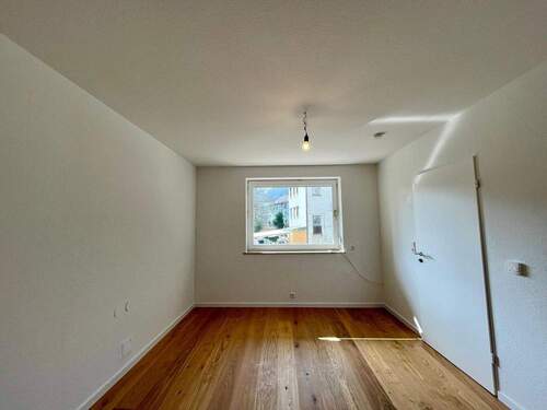 Schlafzimmer 2 - Etagenwohnung mit 84,70 m&sup2; in Künzelsau zum Kaufen