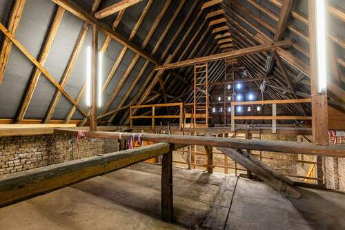 Scheune - 5 Zimmer Gewerbeobjekt (Büro, Produktion, Verkauf) in Bischofsheim