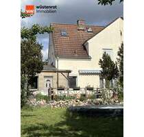 EXKLUSIV! Attraktive Doppelhaushälfte in sehr ruhiger Lage von Lankwitz nahe Malteserstraße - Berlin