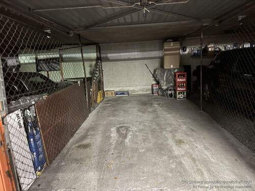 Garage - 