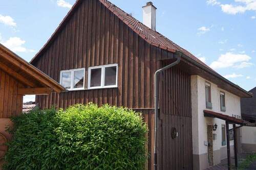 Durchfahrt in den Garten - 4 Zimmer Bauernhaus, Landhaus in Lörrach-Hauingen