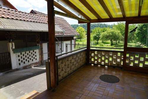 Überdachter Freisitz - 