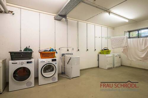 Wasch-/Trockenraum - 