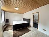 Schlafzimmer 2 OG - 