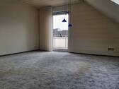 Wohnzimmer Bild 1 - 3 Zimmer Etagenwohnung zum Kaufen in Hameln
