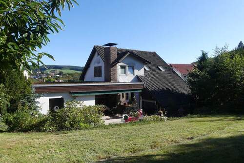 1 - 6 Zimmer Einfamilienhaus in Erbach