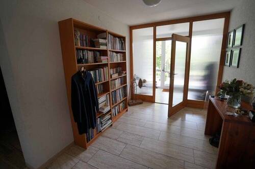 Dielenbereich mit breitem Flur - 