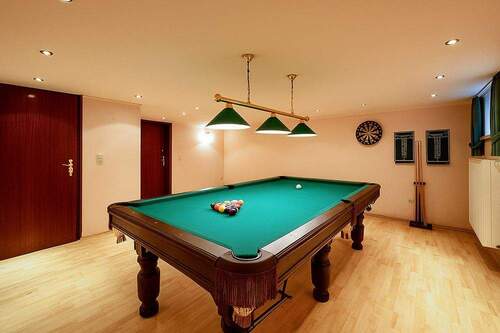 200-8529_Hobbykeller_gestaged - 