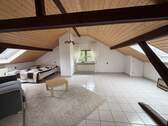 Zimmer 1 im Dachgeschoss - 
