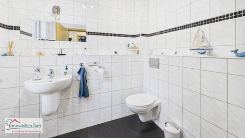 Gäste-WC - 4 Zimmer Einfamilienhaus in Wincheringen
