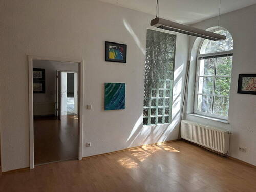 Zimmer (Mittelhaus) - Etagenwohnung mit 140,00 m&sup2; in Düsseldorf zur Miete