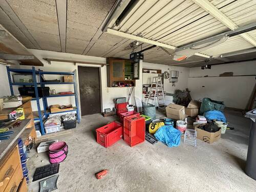 Garage - 