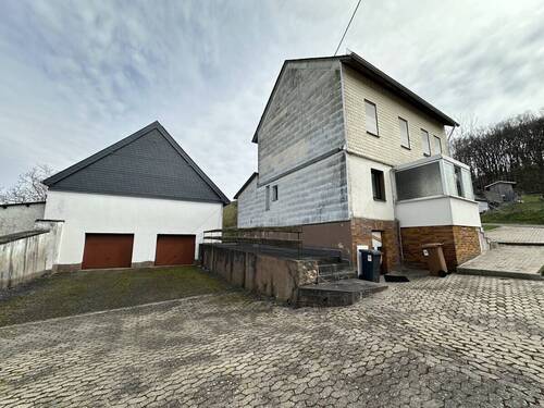 Scheune / Hof - Einfamilienhaus mit 94,00 m&sup2; in Schwarzerden zum Kaufen