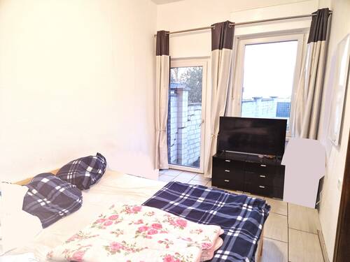 Schlafzimmer Erdgeschoss - Doppelhaushälfte mit 143,50 m² in Duisburg zum Kaufen