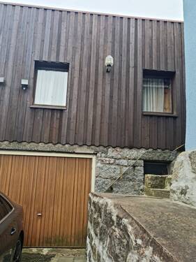 Garage und Anbau - 