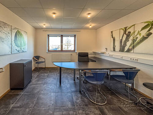 Büro 9 - 