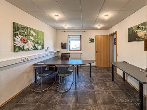 Büro 11 - 