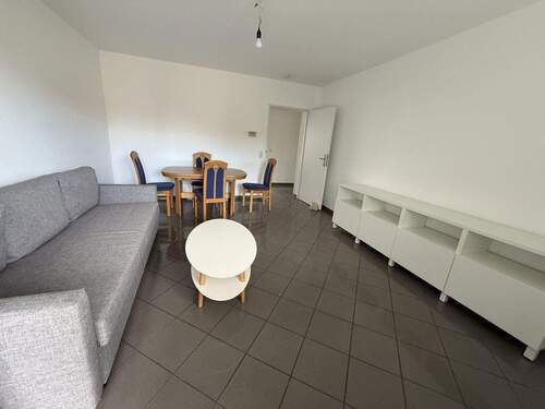 Wohnzimmer - 3 Zimmer Etagenwohnung zur Miete in Oberursel am Taunus